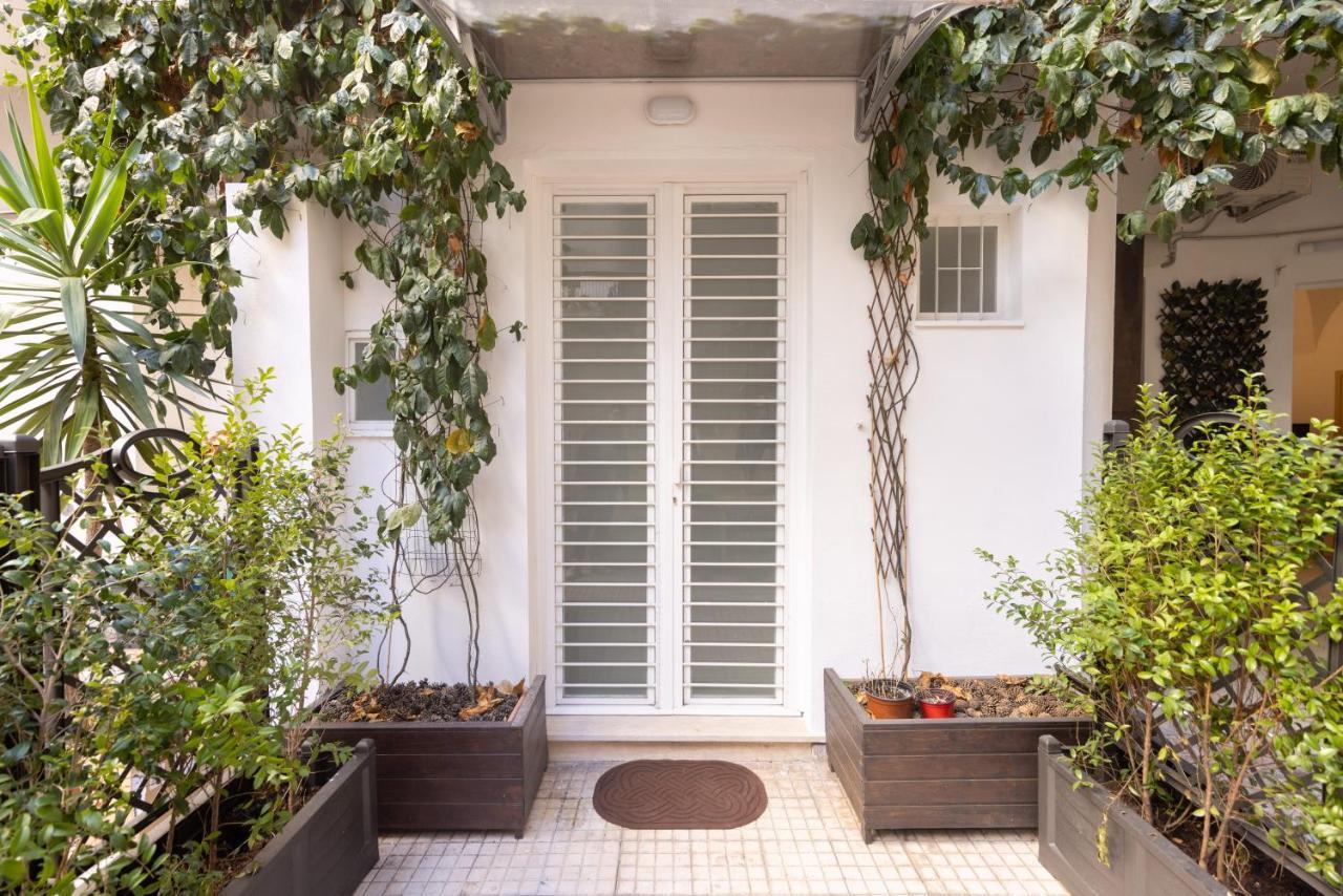 Отель Cortile Bellini Катания Экстерьер фото